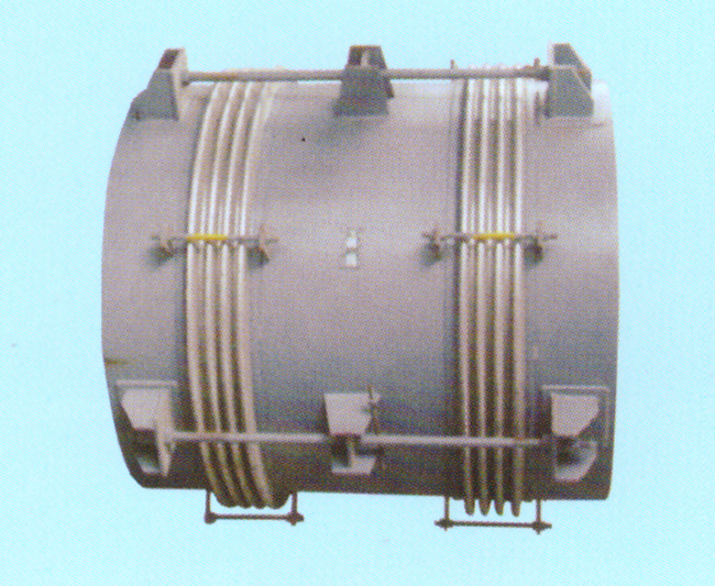 横向大拉杆补偿器